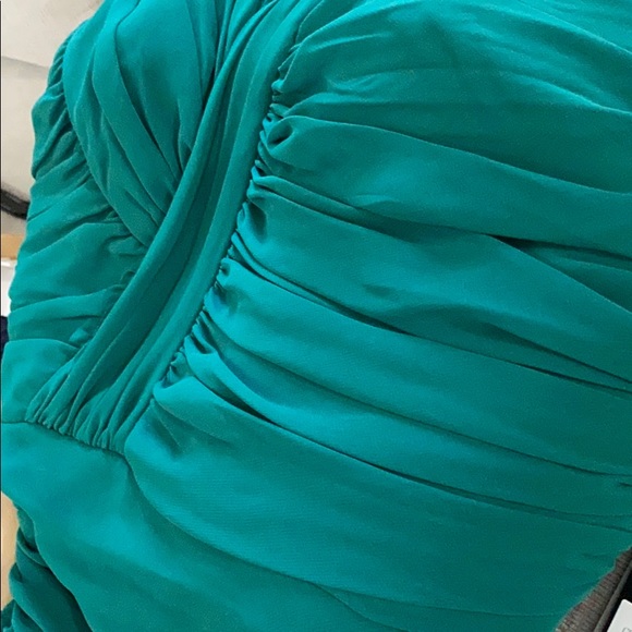 Dress - Picture 8 of 8